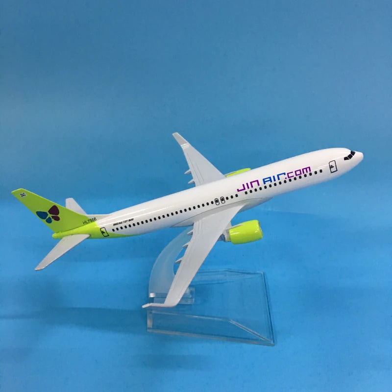 JINAIR B737 Model Aircraft 1:400 Scale