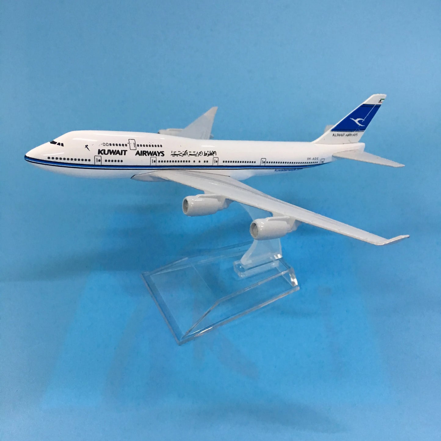 Kuwait Airways B747 Model Aircraft 1/400 Scale