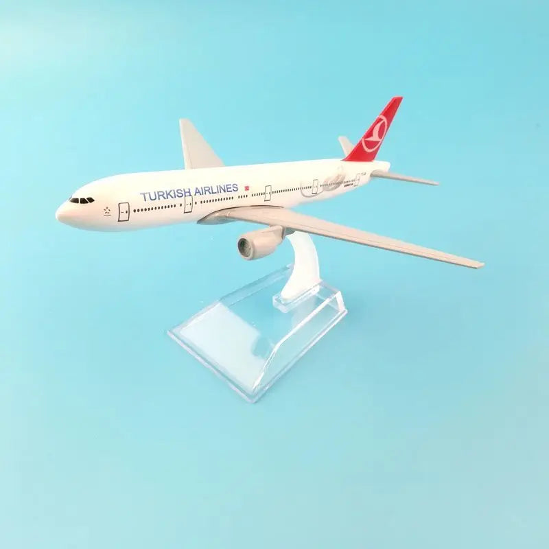 Turkish Airlines Boeing 777 Model Aircraft 1/400 Scale