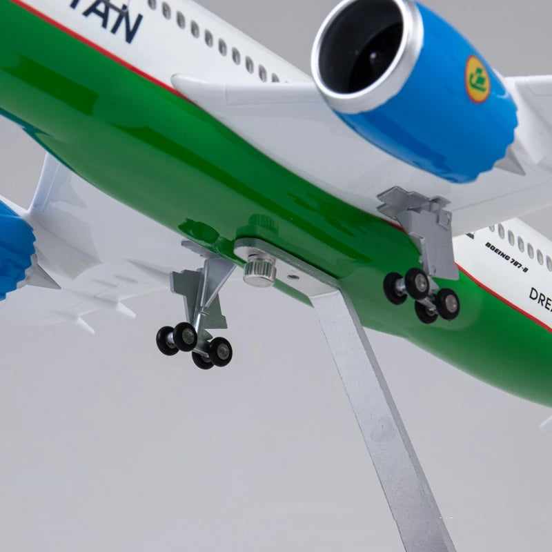 Uzbekistan Airlines B787 Model Aircraft