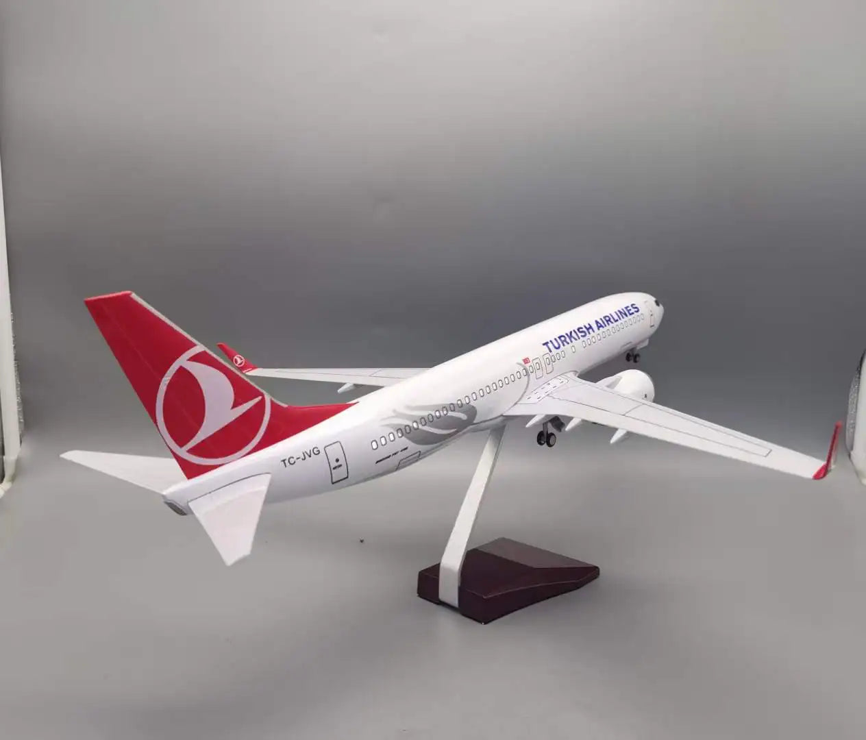 Turkish Airlines 737-800 Model Aircraft