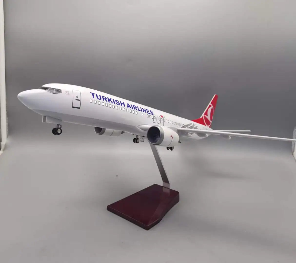 Turkish Airlines 737-800 Model Aircraft