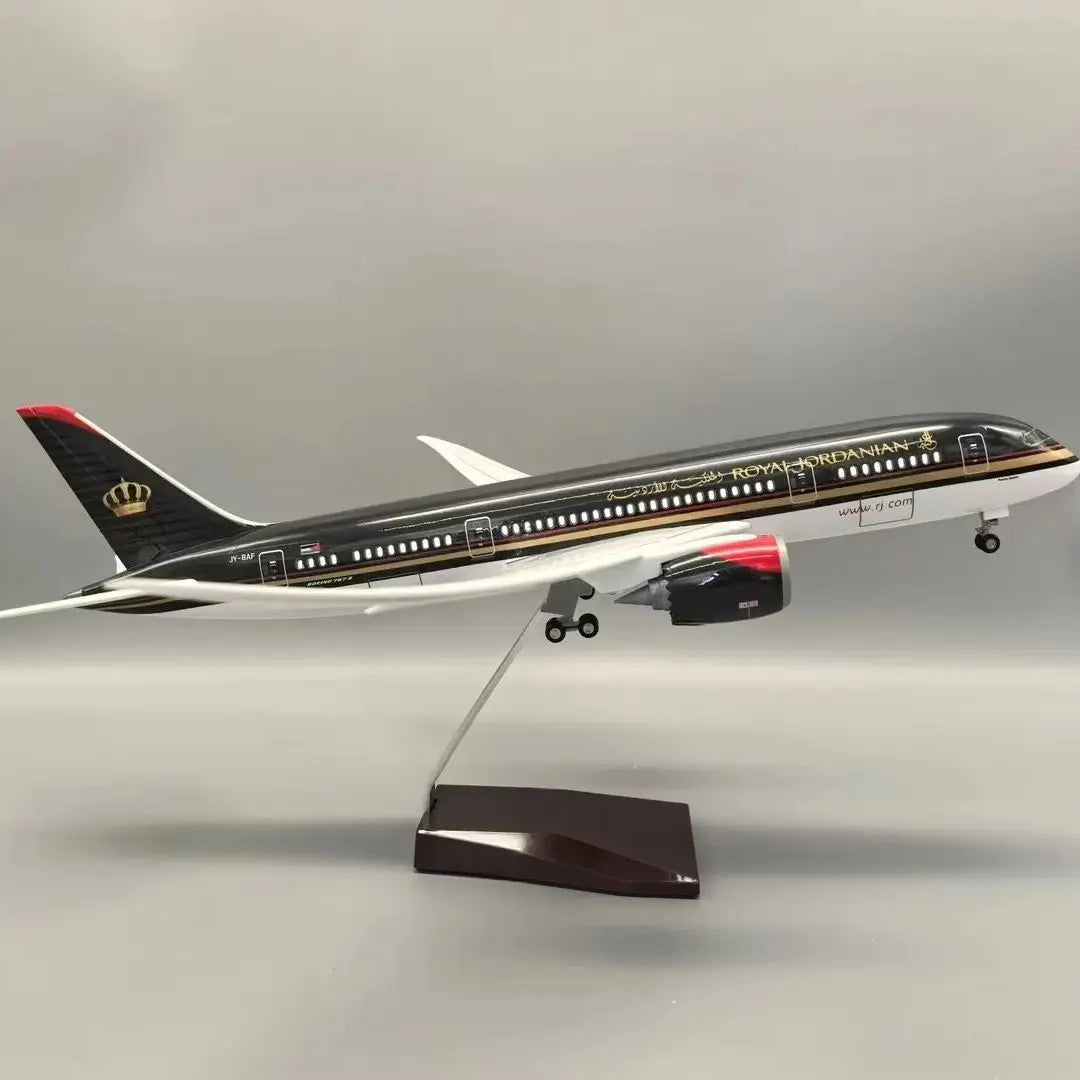 Royal Jordanian B787 Model Aircraft