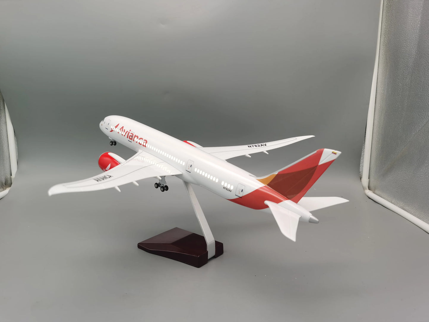 Avianca Airlines B787 Model Aircraft