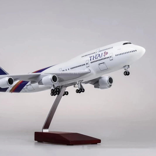 Thai Airways B747 Model Aircraft