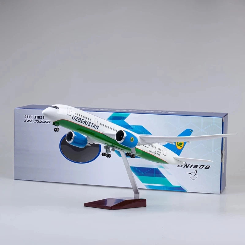 Uzbekistan Airlines B787 Model Aircraft